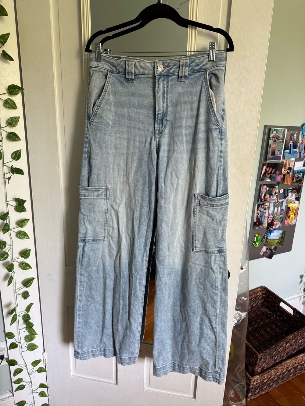 American Eagle wide leg jeans